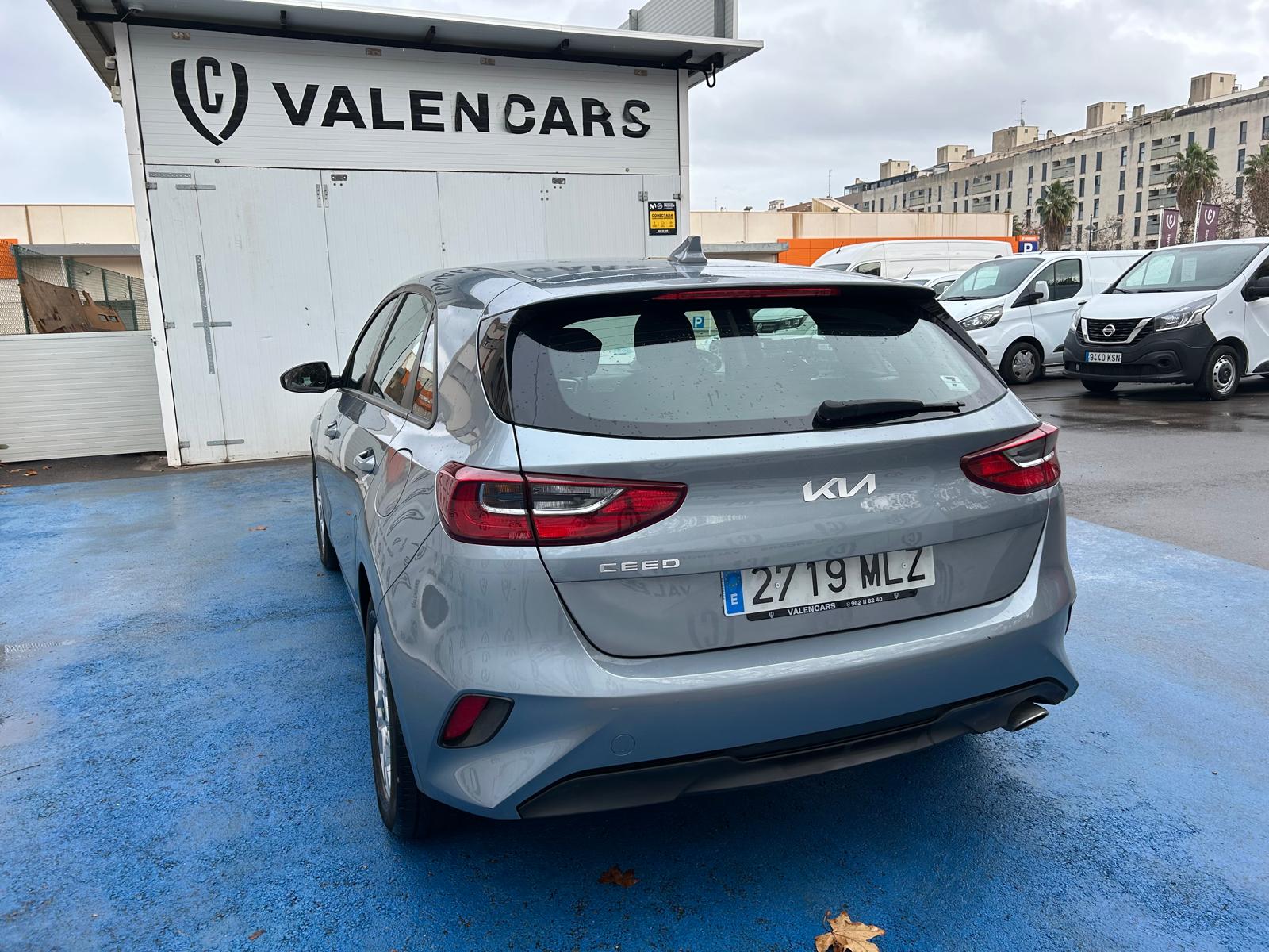 Coche 122