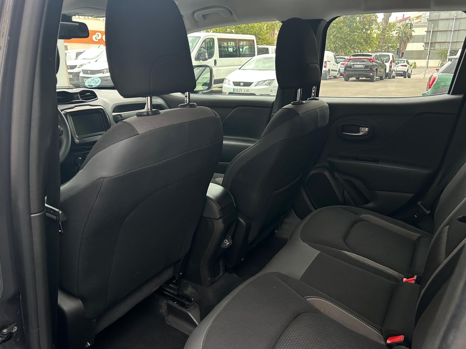 Coche 233