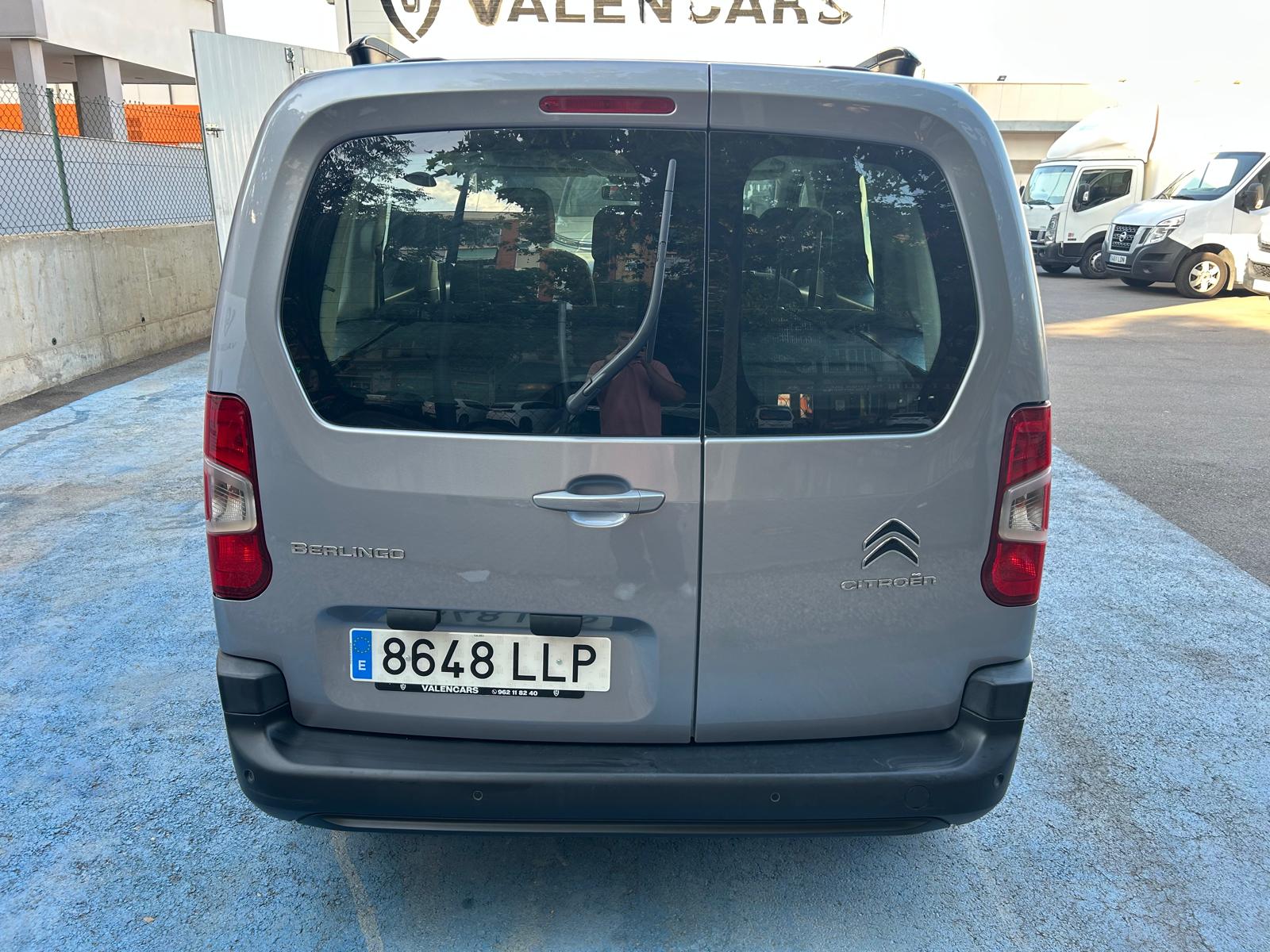 Coche 172