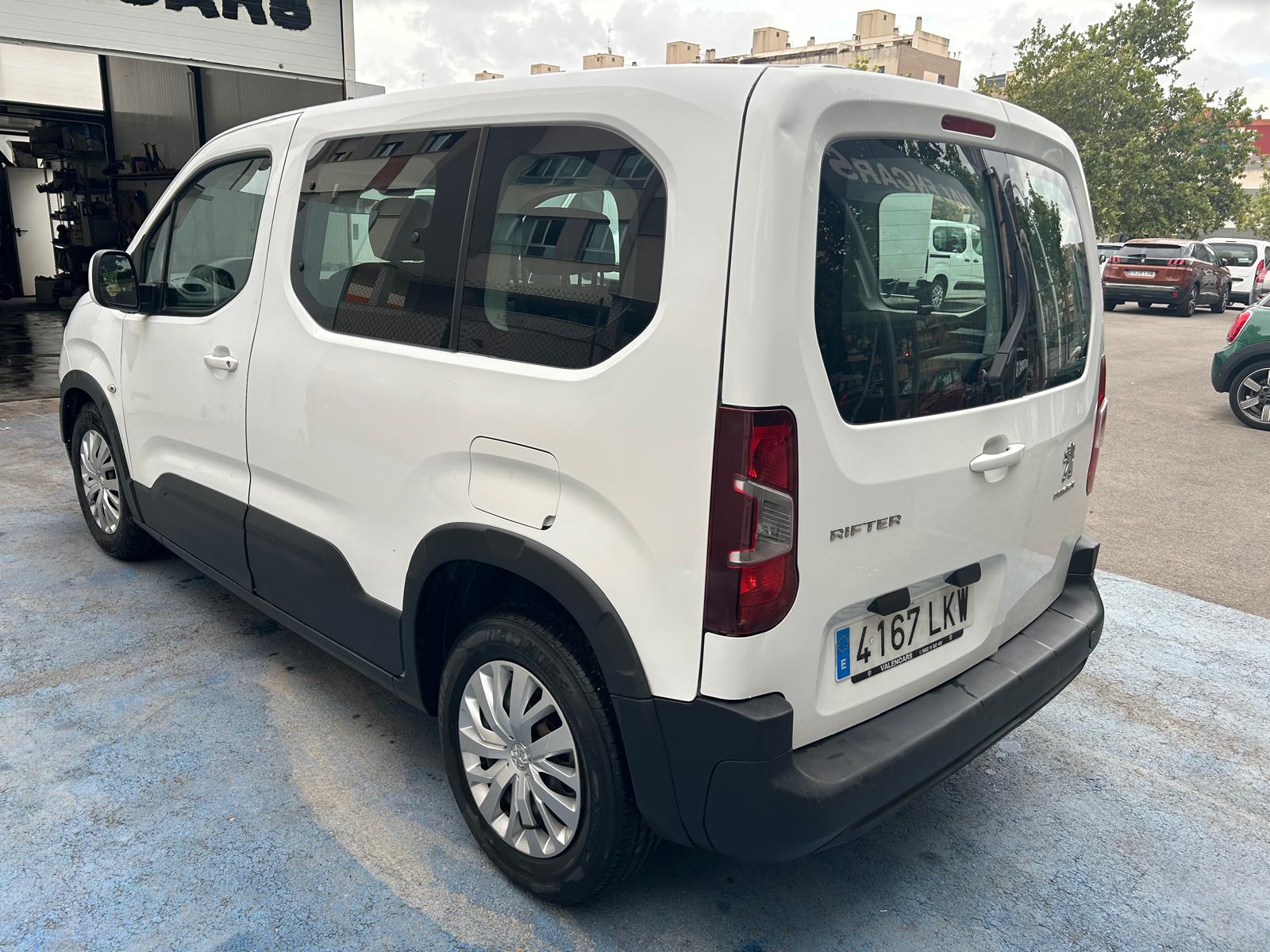 Coche 187
