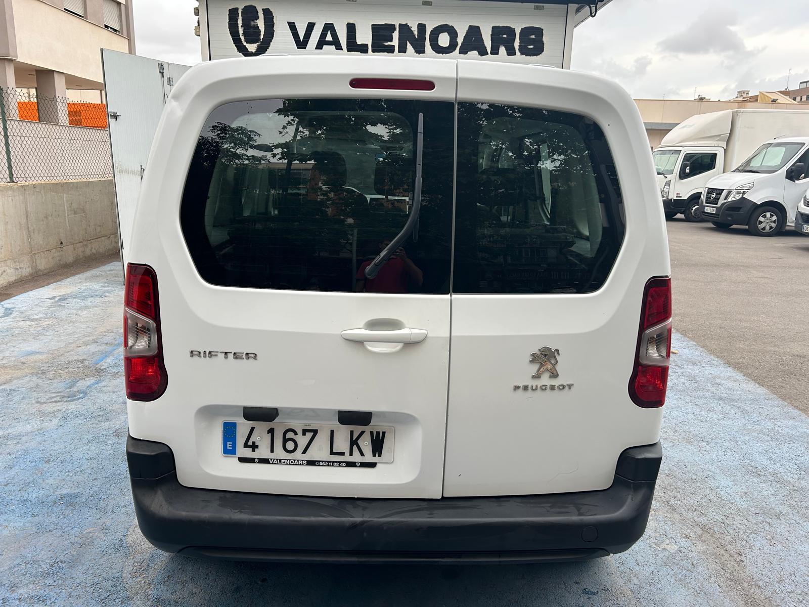 Coche 188