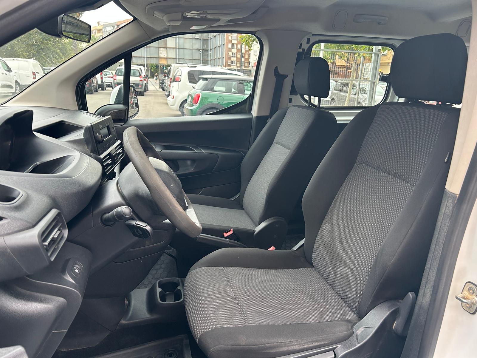 Coche 192