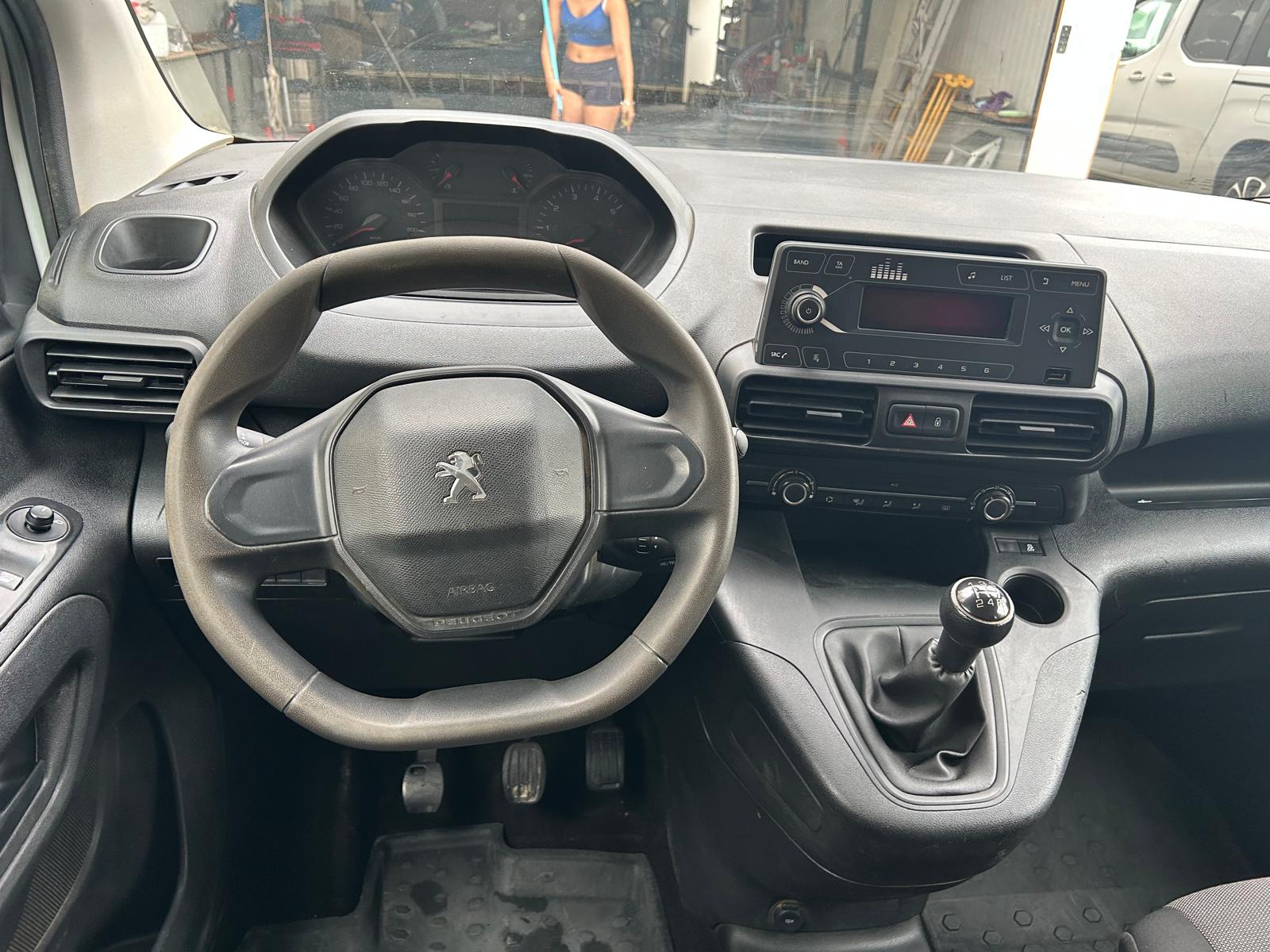 Coche 195