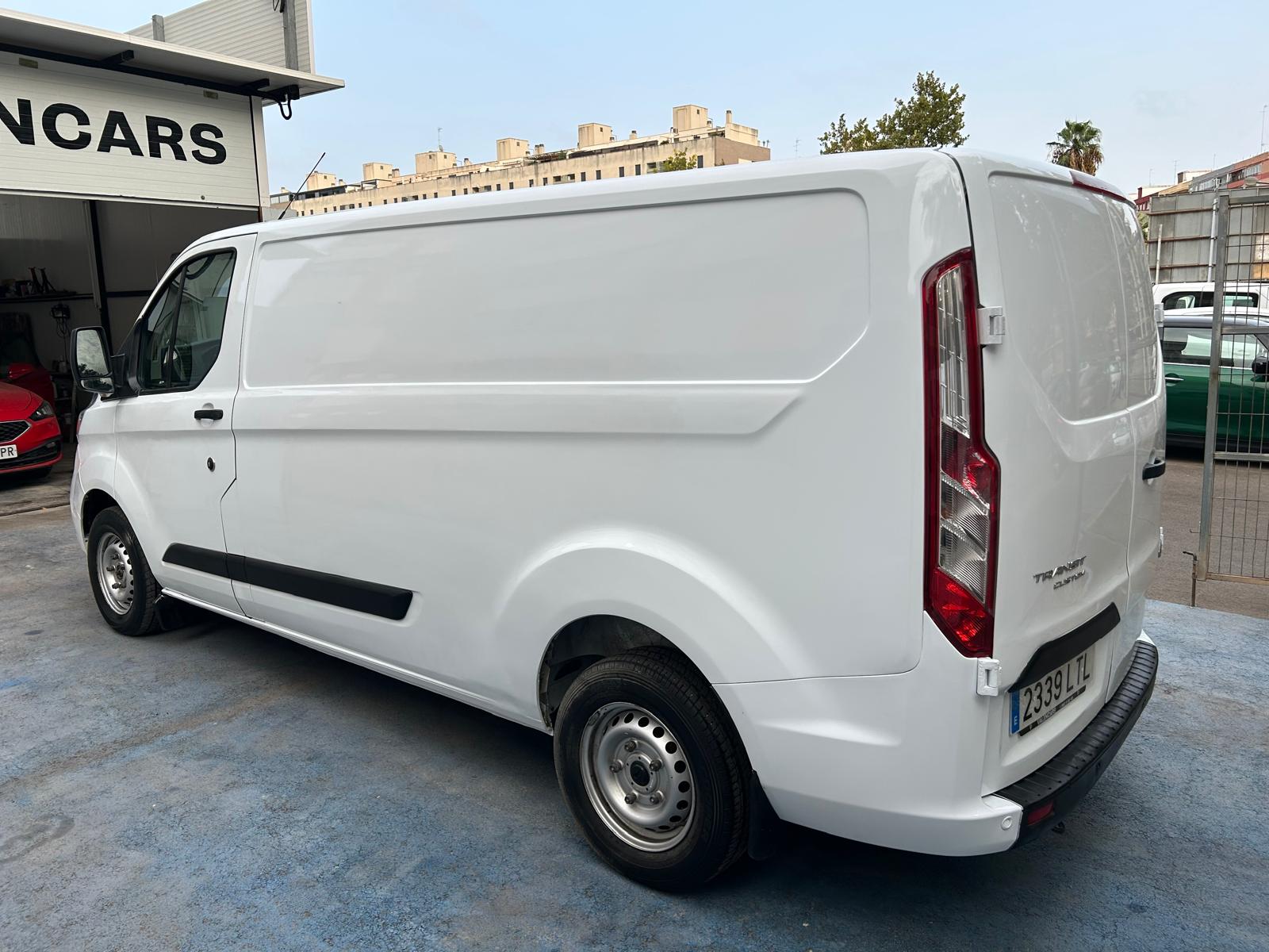 Coche 222
