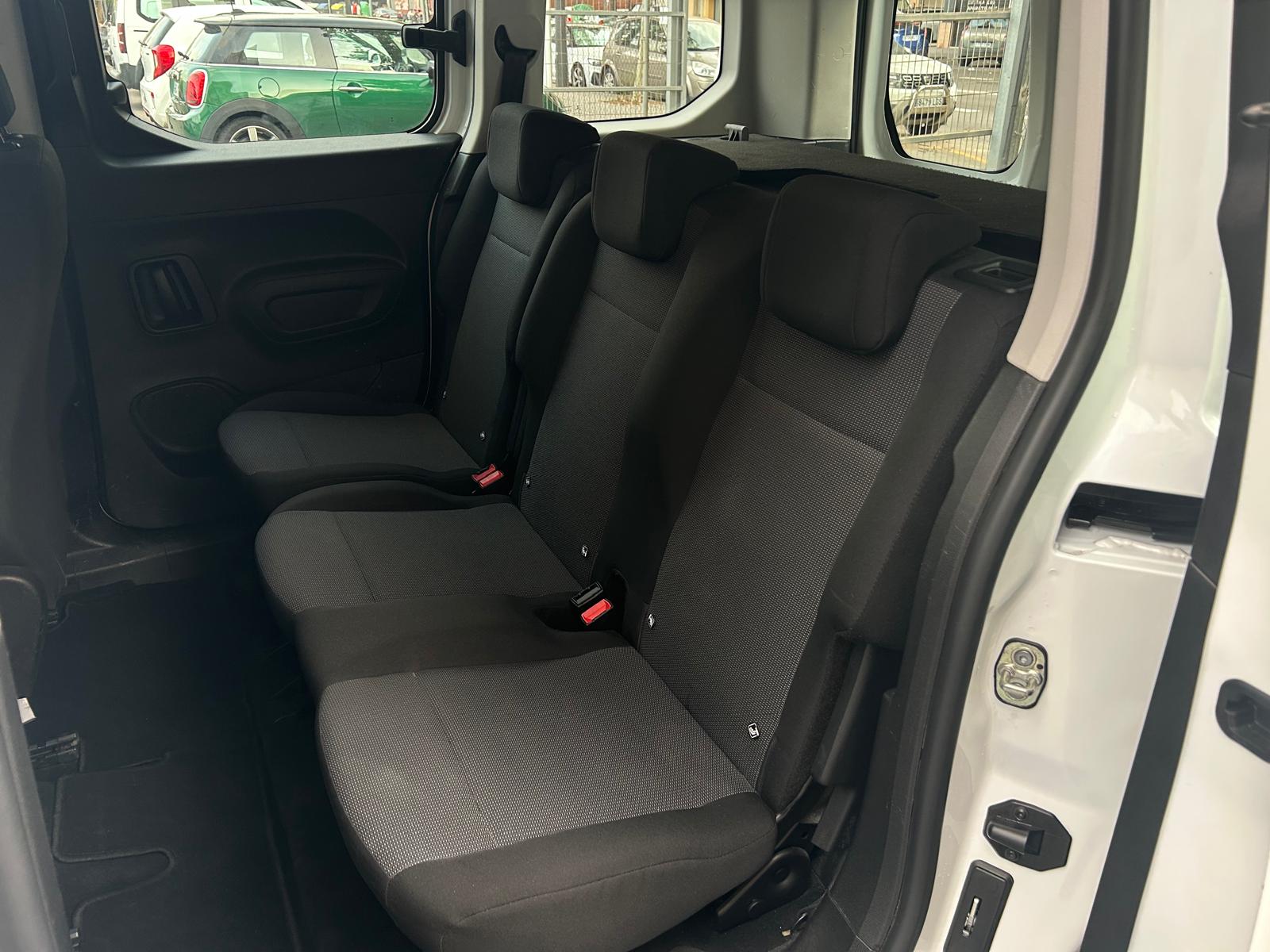 Coche 241
